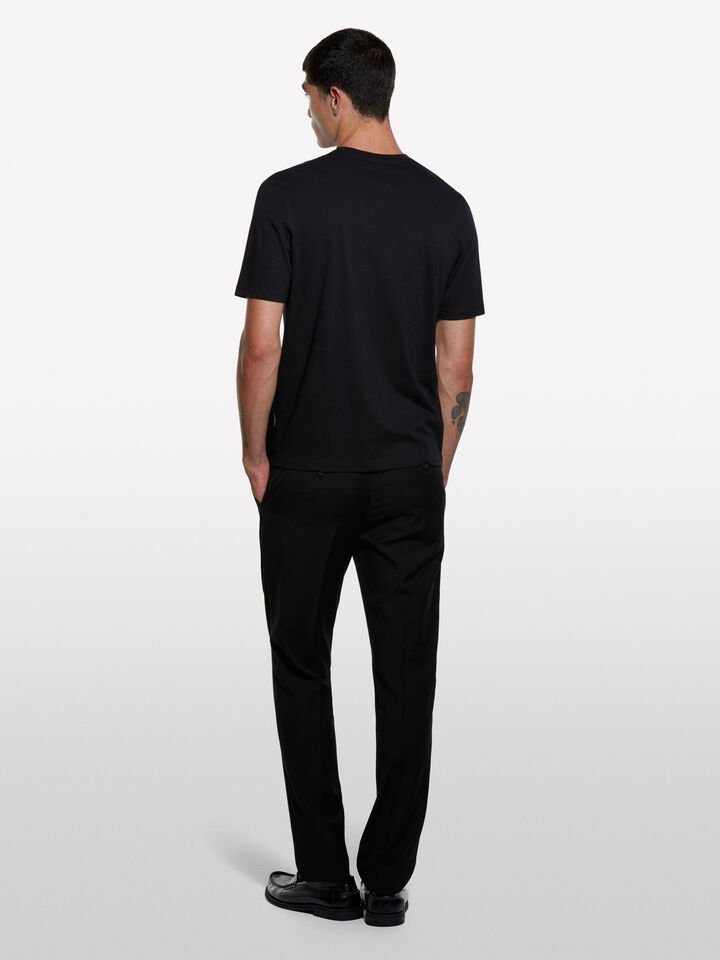 Schwarzes Kurzarm-T-Shirt mit normaler Passform - kurzärmeliges t-shirt für herren - Schwarz | Sisley image number 2
